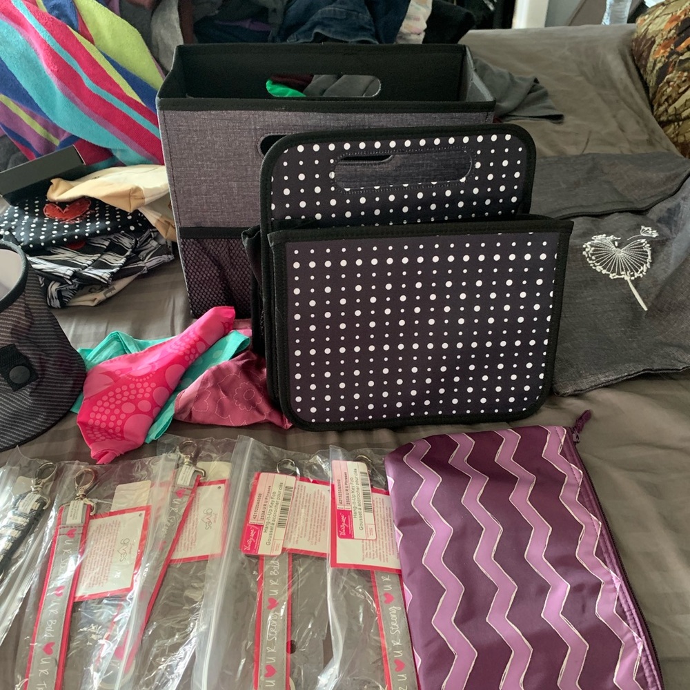 Thirty-One Bundle - Picture 3 of 8